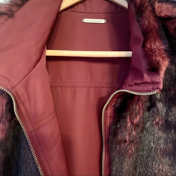 Burgundy Faux Fur Reversible 2 in 1 Vest - Picture 8 of 15